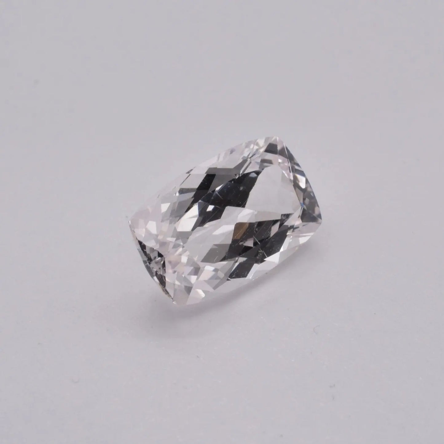 Danburite 7,25ct - pierre précieuse - gemme