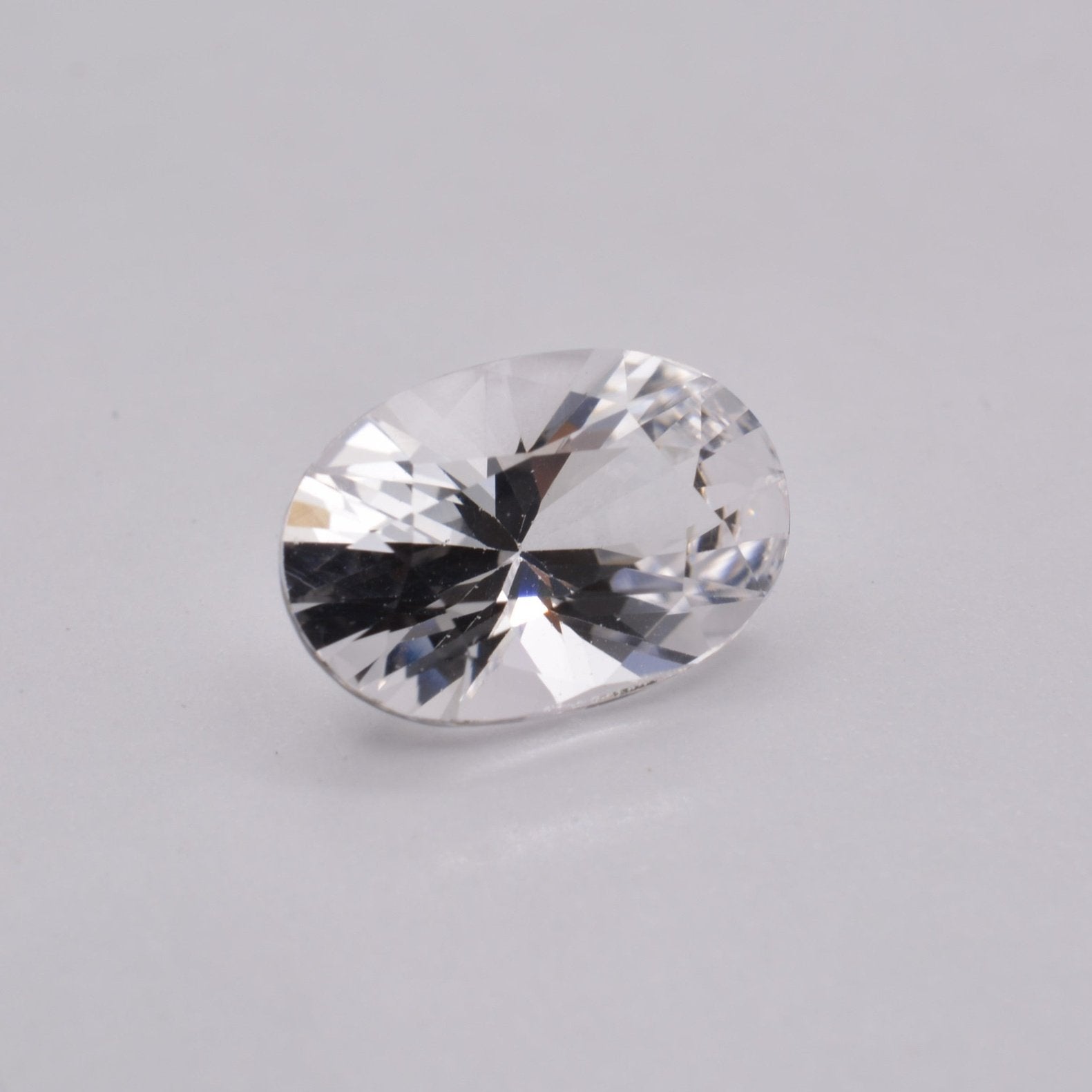 Danburite 4,02ct - pierre précieuse - gemme