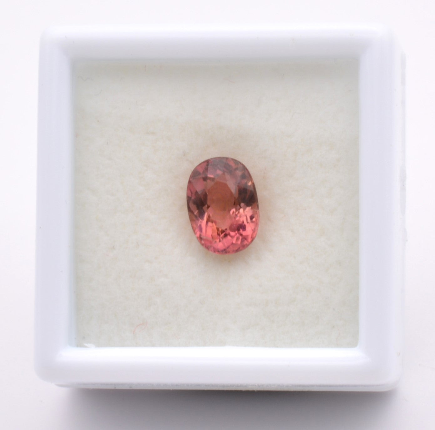 Tourmaline Rose Ovale 1,40ct - pierre précieuse - gemme