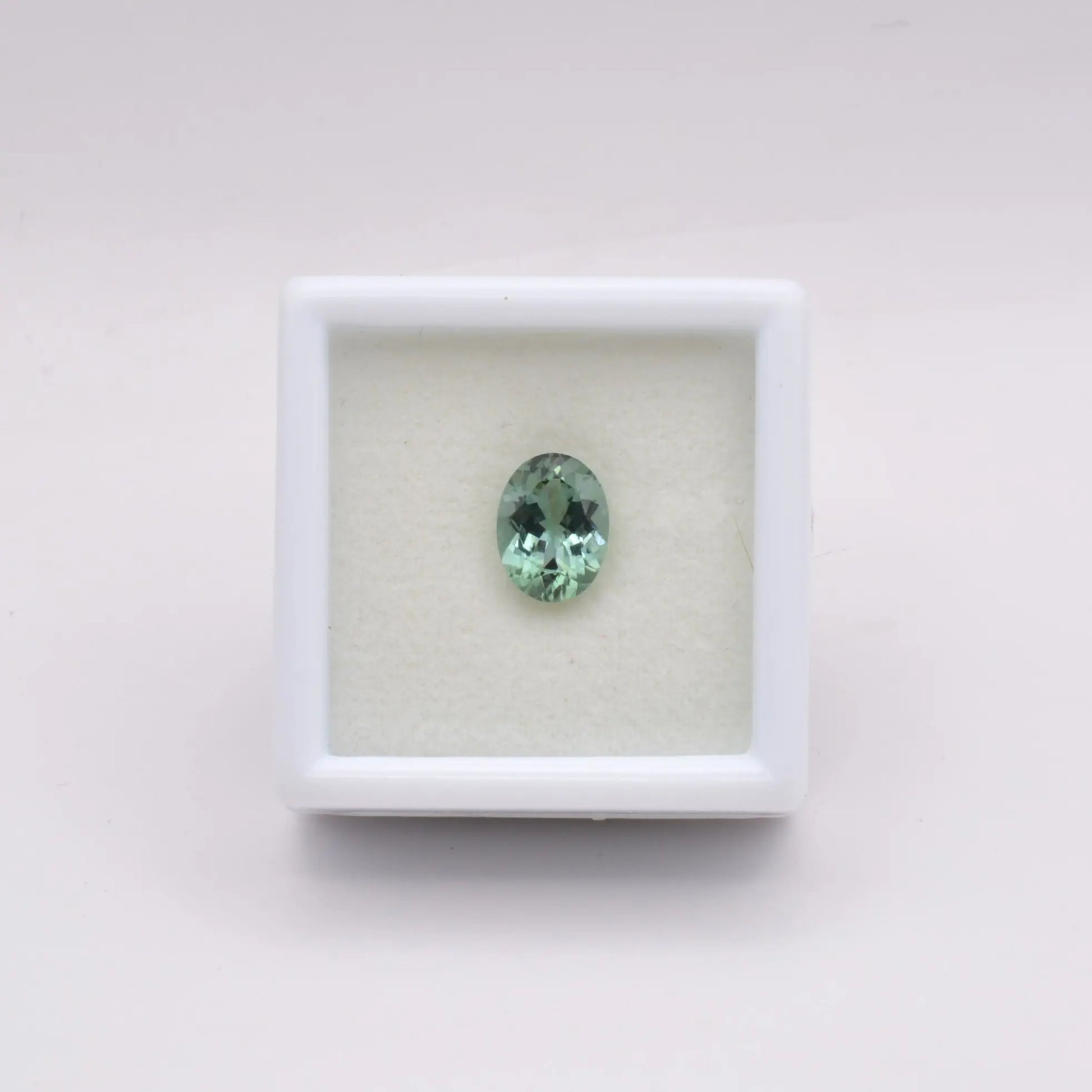 Tourmaline Verte Ovale 1,25ct - pierre précieuse - gemme